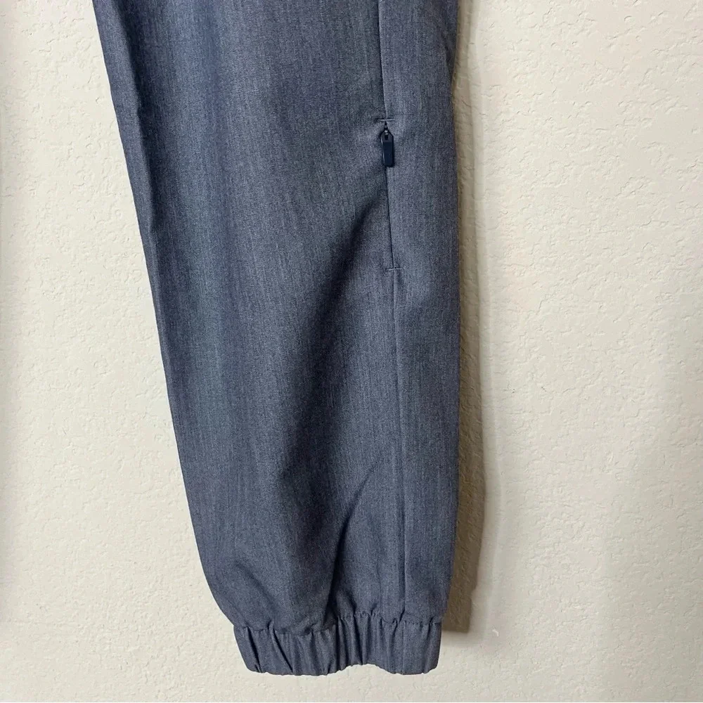 FIGS Men's Gray Cargo Jogger Scrub Pants‎